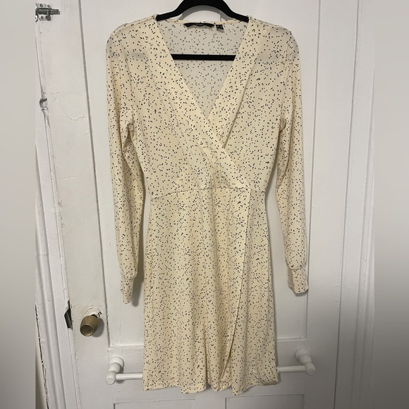 Vera moda v neck long sleeve dress - Picture 1 of 3